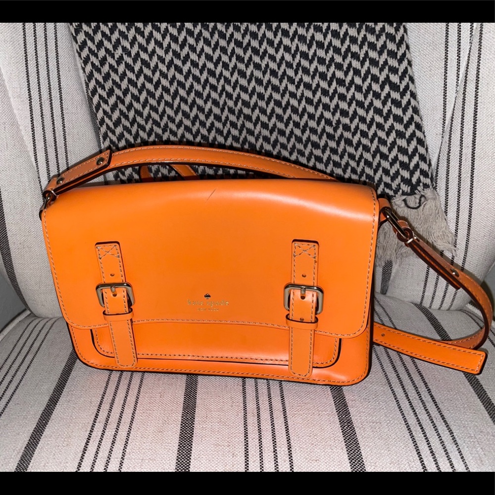 *almost new* KATE SPADE side-bag/purse